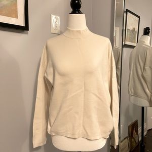 H&M crew neck sweat shirt